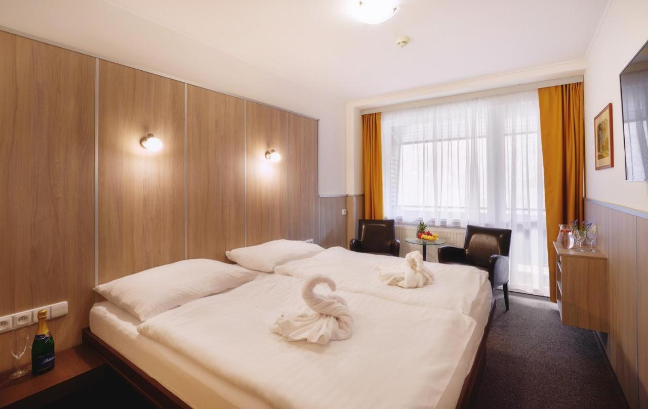 Wellness Hotel Green Paradise Pirkenhammer Buitenkant foto