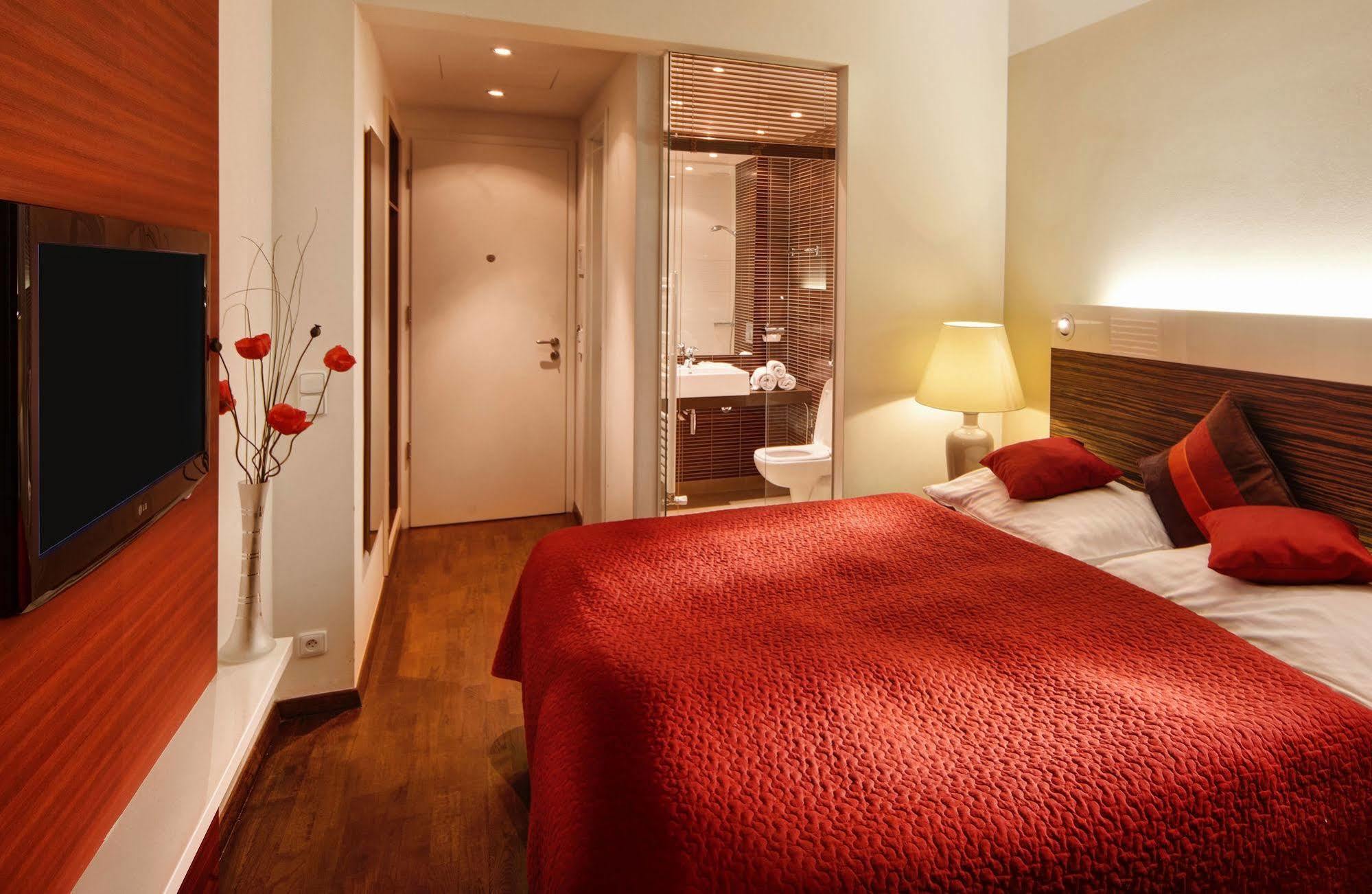 Wellness Hotel Green Paradise Pirkenhammer Buitenkant foto