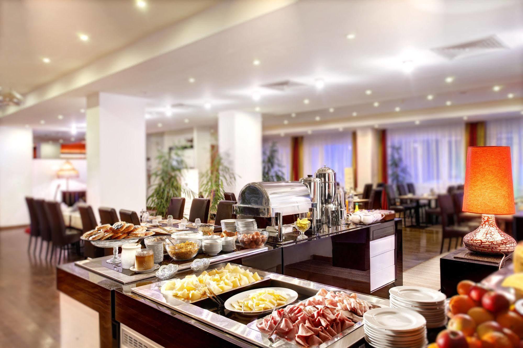 Wellness Hotel Green Paradise Pirkenhammer Buitenkant foto